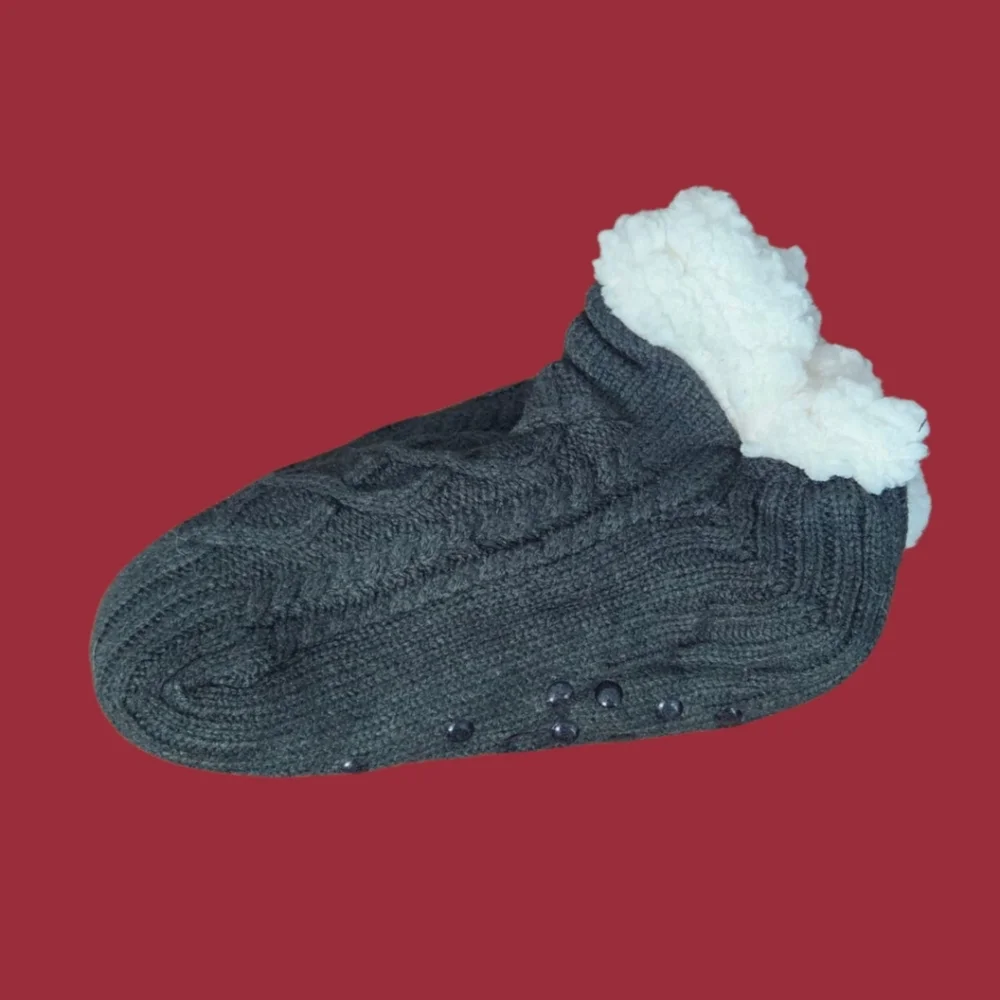 Charcoal Cable Knit Slipper Booties OS Sherpa Lined Non Slip House Shoes NWOT